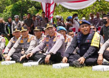 Kapolri Jenderal Listyo Sigit Prabowo bersama Pejabat Utama (PJU) Mabes Polri menggelar gladi bersih apel pasukan pengamanan KTT G20 di Bali