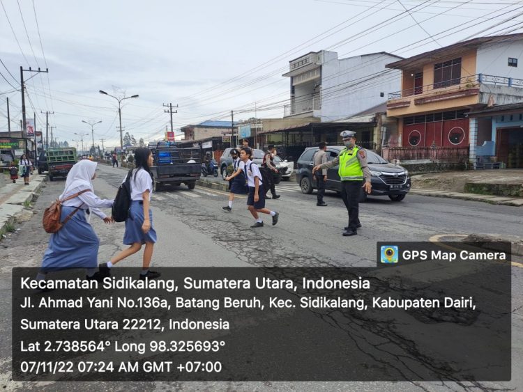 Polres Dairi beserta Jajaran Gelar Pengaturan Pos Padat Pagi dalam menjaga Kamseltibcar Lantas yang aman dan Kondusif