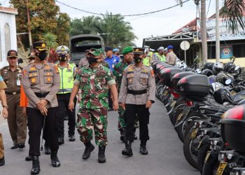 Kapolres Bangka Pimpin Apel Kesiapsiagaan Menghadapi Potensi Bencana Hidrometeorologi Kabupaten Bangka di Lapangan Apel Poorew