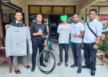 Unit Reskrim Polsek Langsa Barat berhasil melakukan pengungkapan pelaku Spesialis Pembobol Rumah Berinisial Al alias Alam warga Gampong Paya Bujok Seulemak