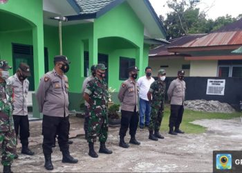 Kapolsek Parongil AKP HP. Purba memimpin apel pagi bersama Pers Polsek Parongil dan Pers Koramil 003