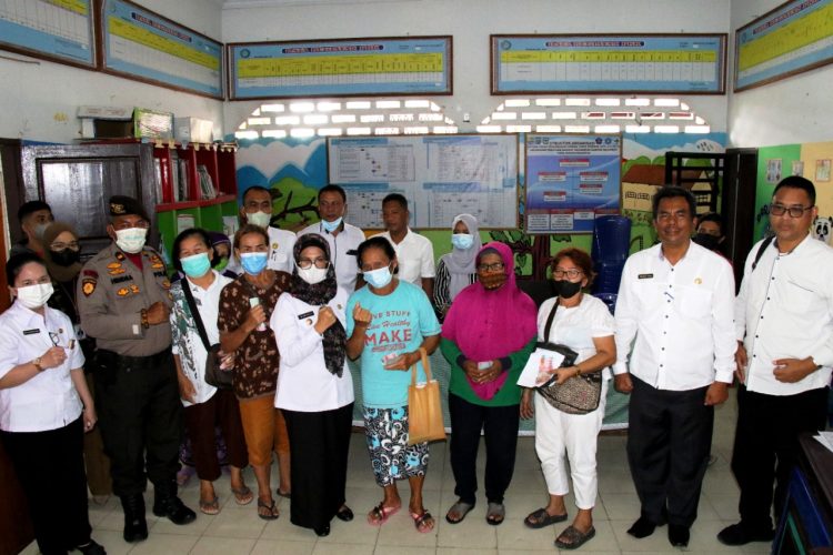 Penyaluran Bantuan Langsung Tunai (BLT) Subsidi Bahan Bakar Minyak (BBM) oleh Pemerintah Kota Pematang Siantar