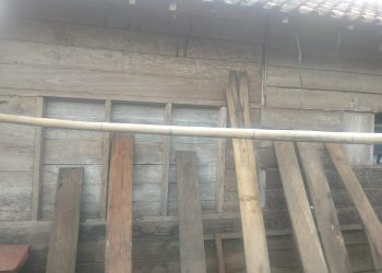 Kondisi Rumah Arpan dan Ibu Yusna warga Pekon Penanggungan Kecamatan Kotaagung pusat, Kabupaten Tanggamus Lampung