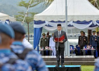 Upacara bendera peringatan Hari Pahlawan, yang berlangsung di Dermaga Lanal Sabang