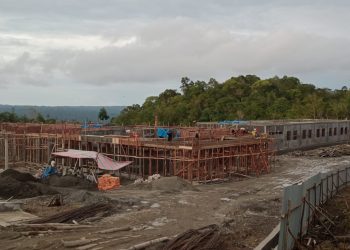 Pembangunan Gedung Rumah Sakit Pratama yang terletak di Desa Lologolu, Kecamatan Mandrehe, Kabupaten Nias Barat