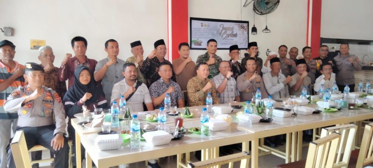 Kapolres Nagan Raya AKBP Setiyawan Eko Prasetiya kembali tampung keluhan masyarakat dalam kegiatan jum'at curhat