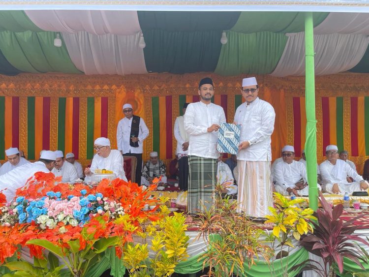 Ketua pemuda MPTTI Aceh Jamaludin Idham, SH MH menyerahkan kebun sawit kepada MPTTI seluas 30 hektar yang terletak didesa Ujong Lamie kecamatan darul makmur