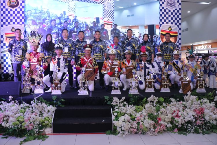 Kegiatan patroli keamanan sekolah tahun 2022 dan pengumuman kampung tertib lalu lintas jajaran Polda Sumsel di PTC Mall