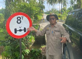 Jalan Desa Blang Trieng yang menghubungkan dengan lima Desa di Kecamatan Tanah Luas Aceh Utara