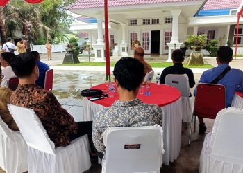 Bupati Aceh Barat Drs. Mahdi Efendi Selasa (15/11/22) dalam acara silaturrahmi dengan para insan pers dipendopo Bupati setempat