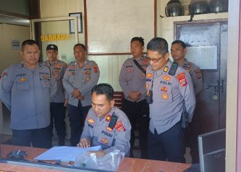 Kapolres Aceh Tamiang AKBP Imam Asfali, S.I.K, melakukan inspeksi mendadak (sidak) meninjau Polsek Kejuruan Muda