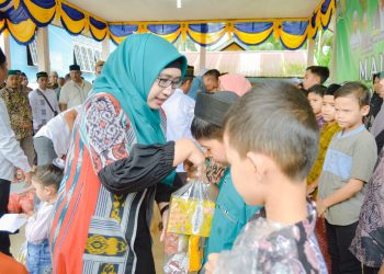Badan Amal Gampong Alue Keureunyai Kecamatan Banda Baroe Aceh Utara gelar perayaan hari lahirnya Baginda Rasullulah SAW dan santuni puluhan anak yatim