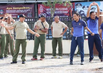 Polres Pangkalpinang Mengelar olahraga bersama di halaman apel Mapolres Pangkalpinang