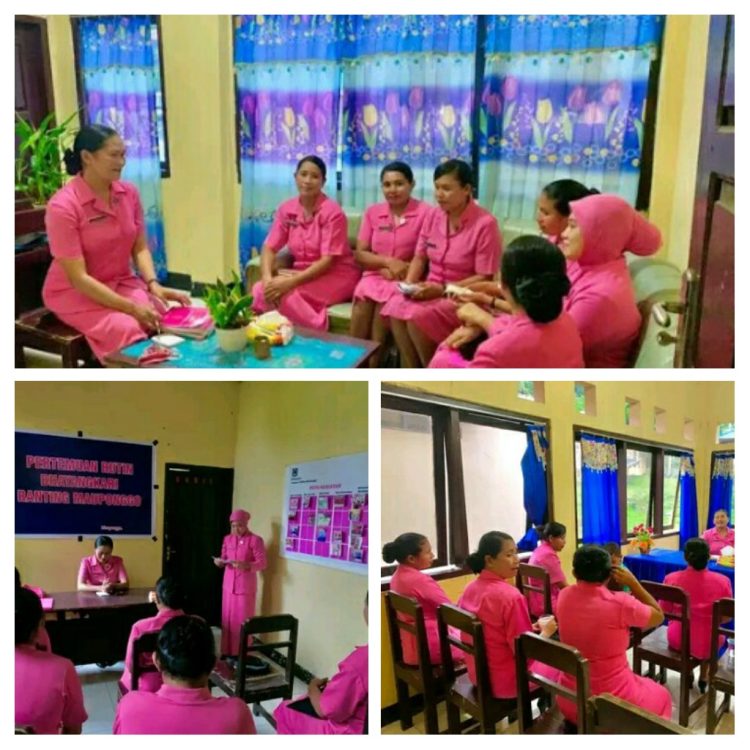 Kepala Kepolisian Sektor (Kapolsek) Mauponggo Ipda. Yakobus K. Sanam, SH bersama Ketua Bhayangkari Ranting Mauponggo Ny. Syen Y K. Sanam dengan anggota Polsek Mauponggo dan Bhayangkari mengikuti kegiatan Tatap muka