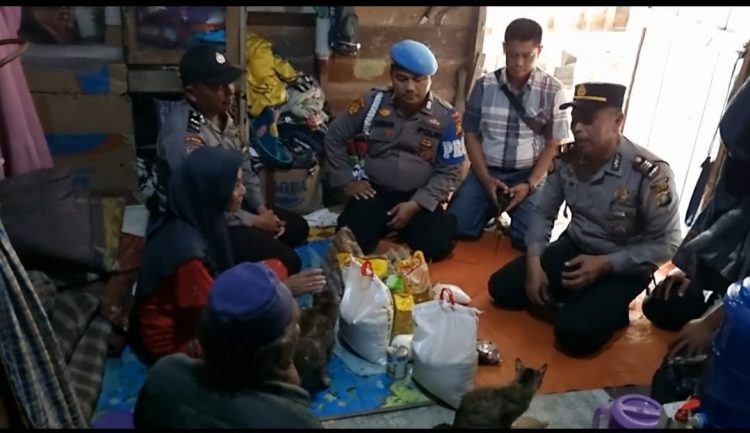 Kapolres Dumai AKBP Nurhadi Ismanto, S.H, S.IK melalui Kapolsek Medang Kampai, AKP Edwi Sunardi S.AP, S.H, melaksanakan kegiatan Bhakti Sosial Polisi Humanis