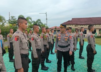 Kapolres Bangka Barat AKBP Catur Prasetiyo S.I.K kembali memberikan arahan kepada para siswa Latja
