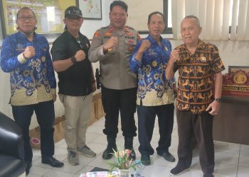 Kapolsek Pelabuhan Kolaka Iptu Wayan menerima dengan baik kunjungan Awak Media