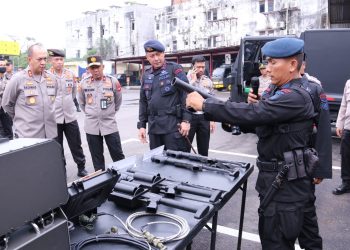 Polda Sumsel menggelar pemeriksaan dan pengecekan kendaraan dinas satuan kerja yang mendapat Bantuan dari Mabes Polri