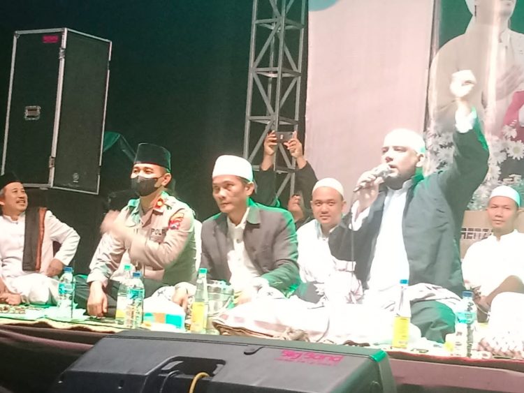 Acara Sholawat dan Doa bersama syekhermania Purwokerto pada hari senin 21 November 2022