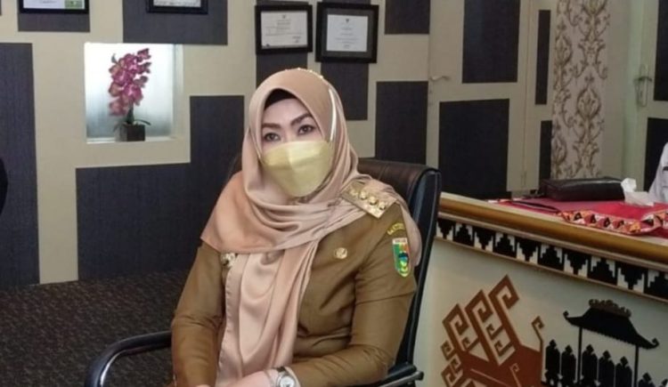 Bupati Tanggamus Ibu Hj Dewi Handajani, SE, MM