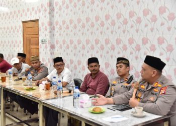 Kapolres Bireuen AKBP Mike Hardy Wirapraja, S.I.K., M.H., Gelar pertemuan dengan Tokoh Masyarakat, Adat, Agama, Pemuda dan Kepala Desa di Kecamatan Gandapura