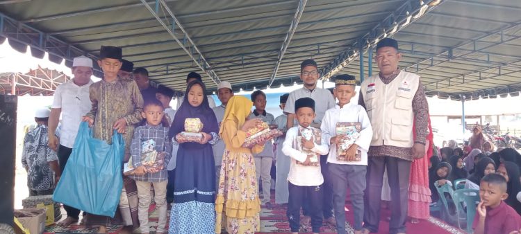 BFLF Lhokseumawe dan Aceh Utara, menyantuni dua Desa sekaligus dalam kegiatan maulid Dayah pengajian di desa tempok Teungoh kota Lhokseumawe dan di Desa Syamtalira Aron Kab. Aceh Utara
