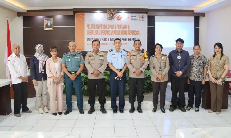 Komite Internasional Palang Merah (ICRC) bekerja sama dengan Divisi Hubungan Internasional (Div Hubinter) Polri dan Polres Belu, menggelar pelatihan Pertolongan Pertama dan Sosialisasi Penanganan Korban Meninggal Dunia
