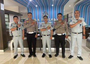Kasat Lantas Polres TTU, Iptu. Rahmat Agus Ibrahim, SE melakukan silaturahmi dengan Kepala PT. Jasa Raharja Cabang NTT