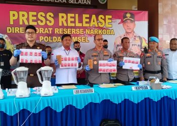 Tim Khusus Direktorat Reserse Narkoba (Ditresnarkoba) Polda Sumsel berhasil mengungkap jaringan peredaran narkoba jenis baru, berbentuk pil atau tablet berlogo Yaba WY