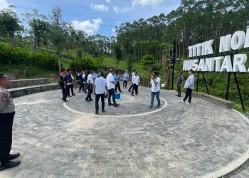 Satgas Ops Nusantara Polda Kaltim Regu A melaksanakan patroli sambang kamtibmas serta pengamanan di beberapa titik