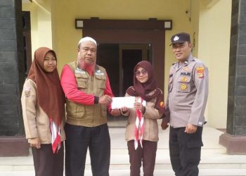 Polsek Talang Padang bersama Komunitas Masyarakat Cinta Polri (Komascipol) dan Pramuka Sakabhayangkara berhasil menggalang dana untuk korban gempa cianjur