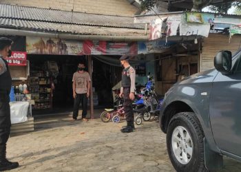 Satuan Samapta Polres Bangka Barat melaksanakan patroli dialogis siang hari, Selasa (22/11/2022)
