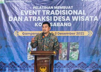 Kepala Dinas Kebudayaan dan Pariwisata (Disbudpar) Aceh, Almuniza Kamal membuka kegiatan pelatihan membuat event tradisional dan atraksi desa wisata di Sabang