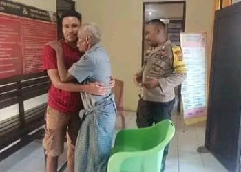 Mediasi kasus penganiayaan ringan yang dilakukan seorang anak terhadap ayah kandungnya, dilaksanakan di Mapolsek Raimanuk