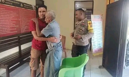 Mediasi kasus penganiayaan ringan yang dilakukan seorang anak terhadap ayah kandungnya, dilaksanakan di Mapolsek Raimanuk