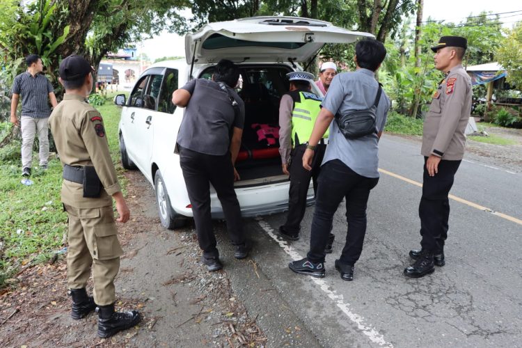Polres Aceh Barat menggelar razia gabungan cipta kondisi di dua titik yaitu, kecamatan Meureubo dan kecamatan Arongan Lambalek