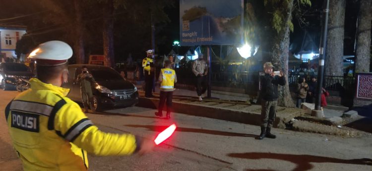 Kegiatan rutin yang ditingkatkan (kryd) dengan melakukan Patroli skala besar, razia gabungan TNI Polri dan satpol pp pemkab Dairi