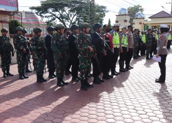 TNI-Polri lakukan patroli guna memastikan situasi Kondusif, sebelum pelaksanaan dilakukan apel terlebih dahulu di lapangan Apel Mapolres Langsa