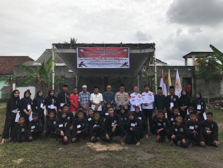 Sat Binmas Polres Ogan Komering Ilir bersama Pokdar Kamtibmas Resor OKI memberikan himbauan kepada masyarakat di acara ujian kenaikan tingkat pra-polos ke polos dan polos ke jambon organisasi Persaudaraan Setia Hati Terate (PSHT) ranting Kayu Agung