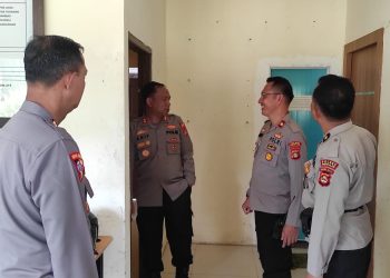 Kapolres Pagaralam Polda Sumsel, AKBP Arif Harsono S.I.K melakukan pengecekan ruang pelayanan pubik kepolisian