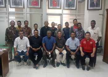 Masyarakat Dusun Buket Ceubrek, Gampong Meunye Tujoh, Kecamatan Pirak Timur, Kabupaten Aceh Utara lakukan audiensi dengan komisi 1 DPRK Aceh Utara