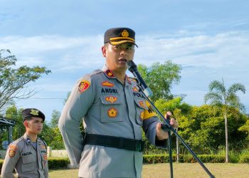 Apel pagi di halaman Mapolres Bangka Barat yang yang dipimpin oleh Wakapolres Bangka Barat Kompol Andri Eko Setiawan
