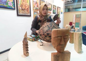 Pameran Seni Kriya yang diselenggarakan Dinas kebudayaan dan pariwisata (Disbudpar) Aceh melalui UPTD Taman Seni dan Budaya Aceh