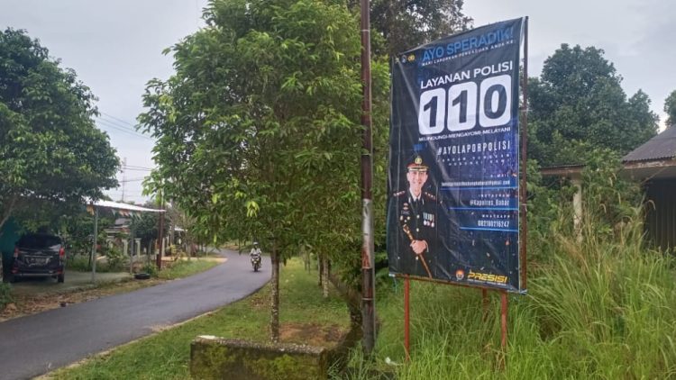 Spanduk ditempat-tempat umum/strategis yang mudah terlihat oleh Warga masyarakat di Wilayah Kabupaten Bangka Barat, berisi informasi mengenai panggilan 110