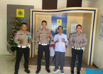 Kunjungan Kepala Satuan Lalu Lintas (Kasat Lantas) Polres TTU, Iptu. Rahmat Agus Ibrahim, SE didampingi Anggota ke Kantor PT. PLN (persero) ULP Kefamenanu