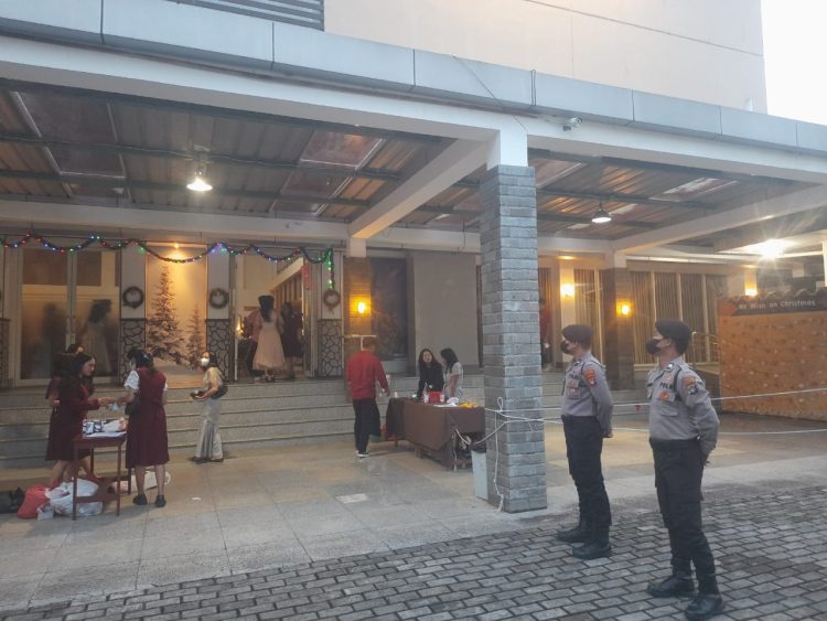 Polresta Pangkalpinang tingkatkan pengamanan tempat ibadah umat kristiani yang berada di wilayah Kota Pangkalpinang