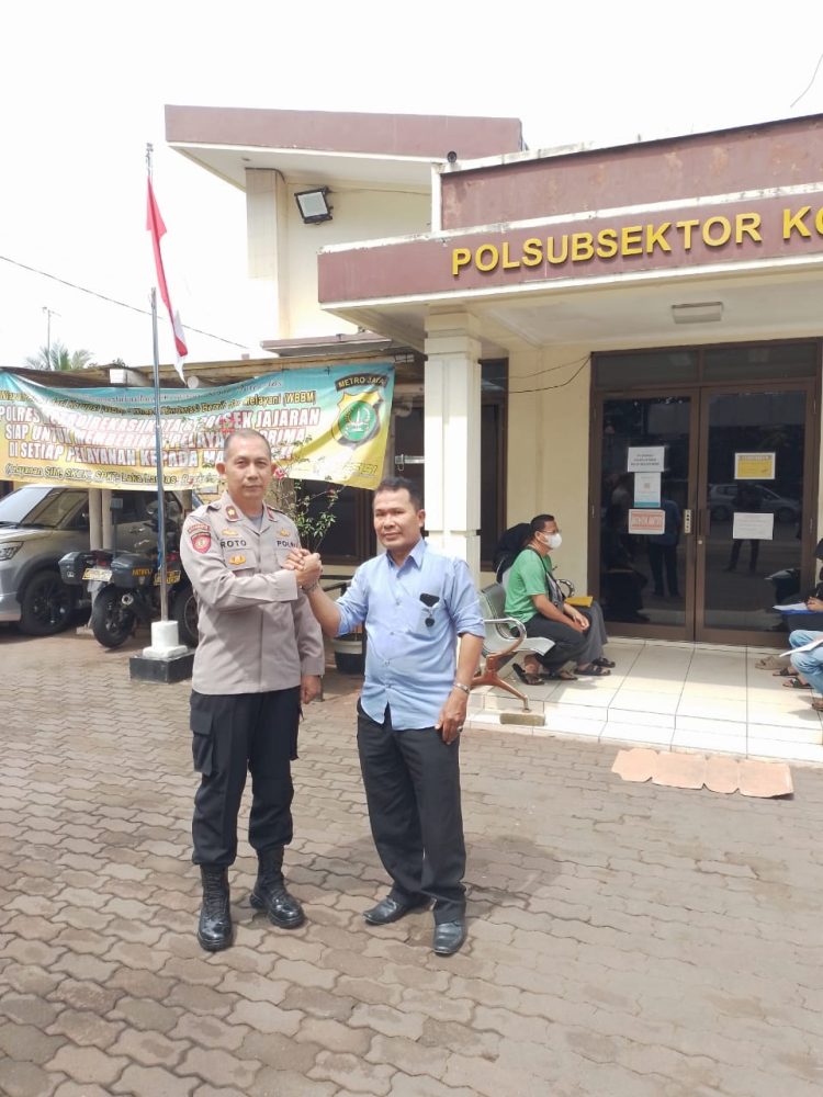Pertemuan Jurnalis Mitrapolri.com dan Kapolsek Jatiasih Kompol Suroto