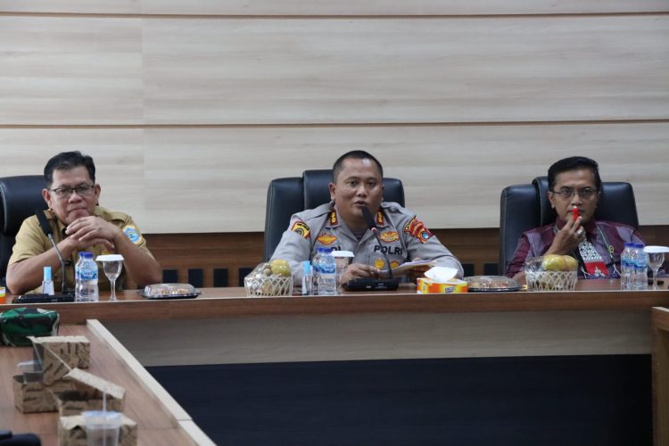 Plt. Kapolresta Pangkalpinang AKBP Dwi Budi Murtiono, S.I.K M.H, melaksanakan Pengukuhan Polsubsektor Girimaya dan Polsubsektor Pangkalbalam
