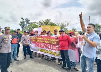 Gerakan aksi masyarakat yang tergabung dalam Solidaritas Masyarakat Subulussalam
