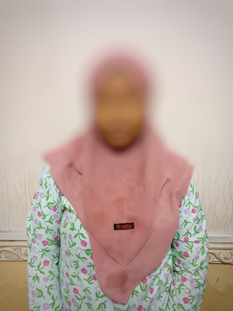 Pelaku Seorang ibu dengan sengaja menghilangkan jiwa anaknya sesaat setelah dilahirkan karena takut ketahuan akan kelahiran anak tersebut